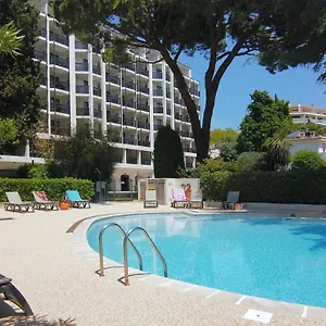 https://resideal.fr-provencehotel.com